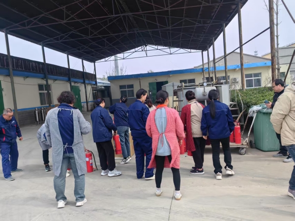 新鄉北方濾器廠(chǎng)消防演練視頻